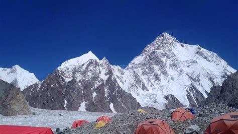 Broad Peak Expedition .